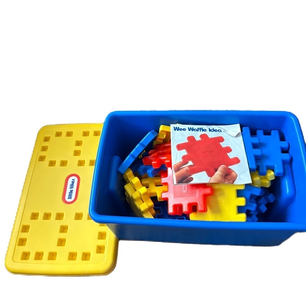 Vintage Little Tikes Wee Waffle Blocks with case 4x4 RED BLUE YELLOW Building